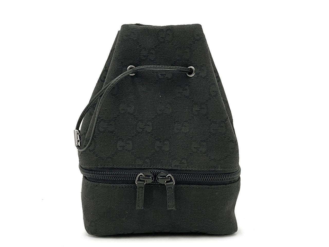 GUCCI GGキャンバス 巾着ポーチ 黒 グッチ/GGキャンバス 巾着ポーチ – セレブブランド