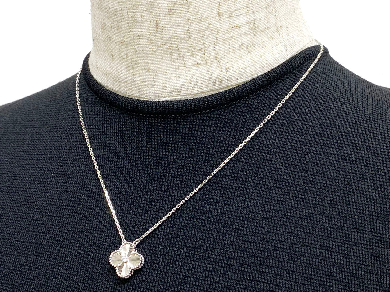 ヴァンクリーフ&アーペル ヴィンテージアルハンブラ 2020年ホリデーコレクション限定モデル