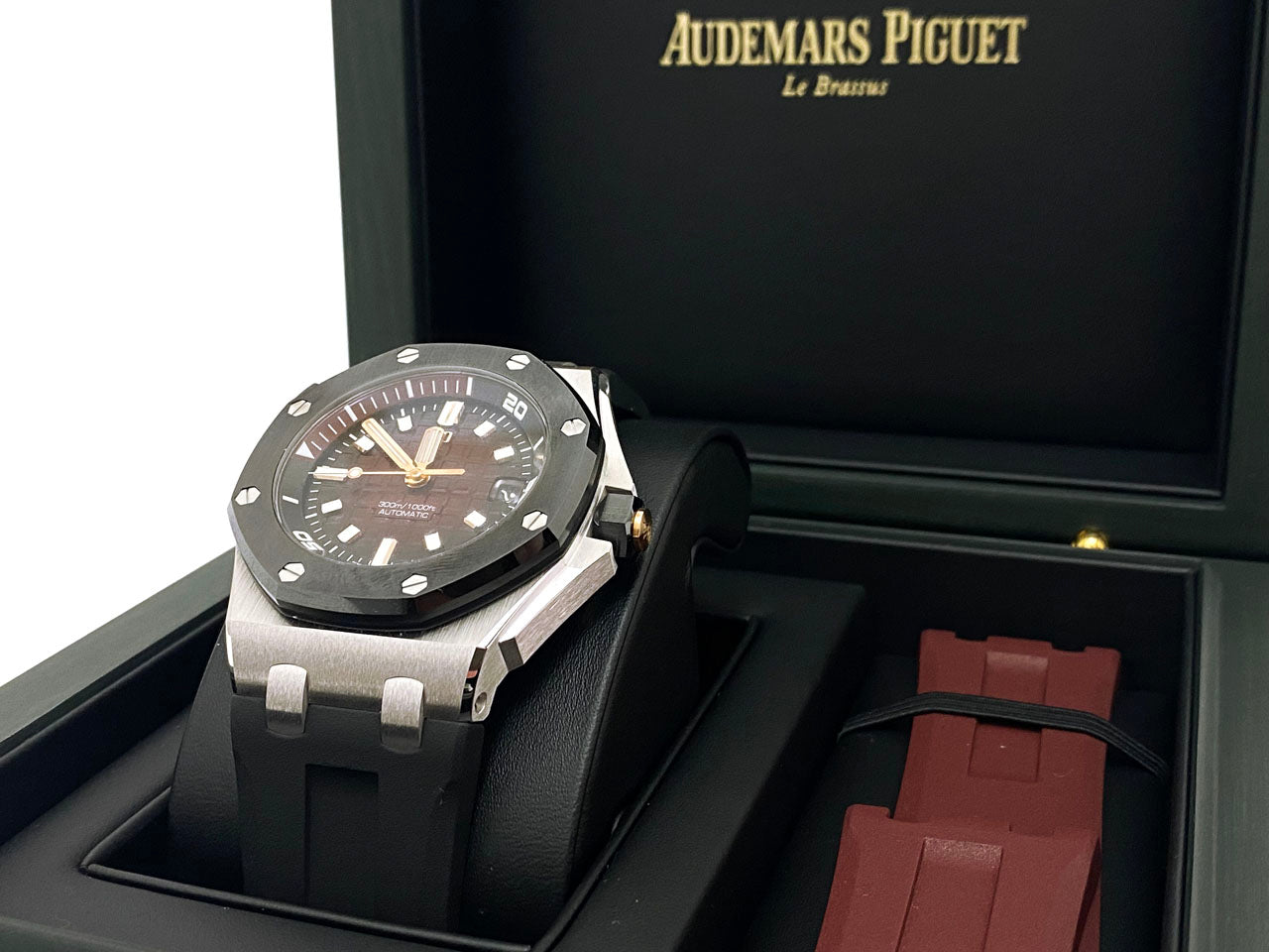 オーデマ・ピゲ/ロイヤルオーク オフショア ダイバー 15720CN.OO.A002CA.02