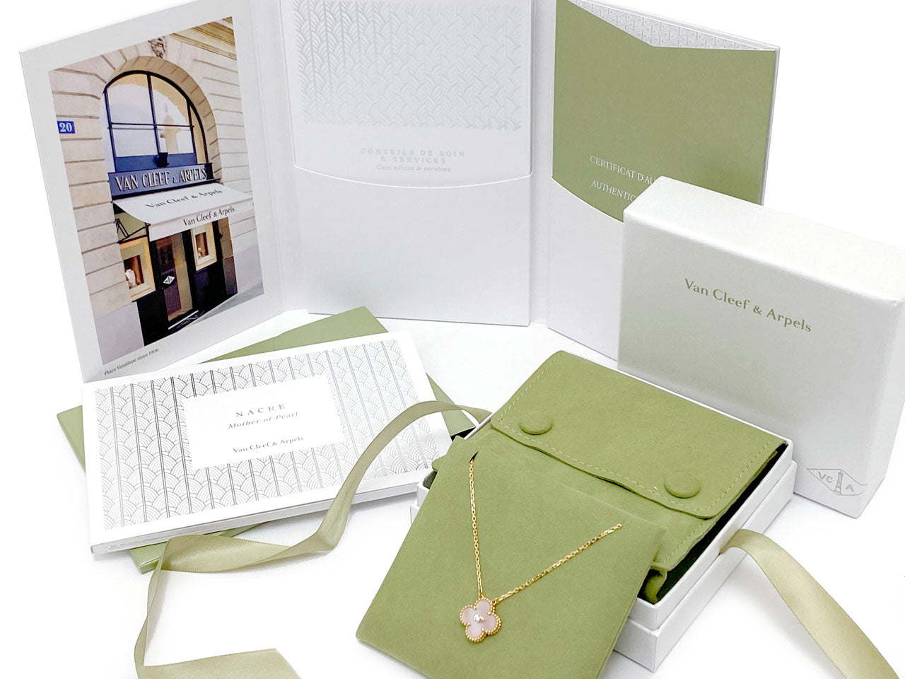 ヴァンクリーフ&アーペル（ヴァンクリ）/ヴィンテージアルハンブラ VCARPMOP00 2025年ホリデー限定 新品