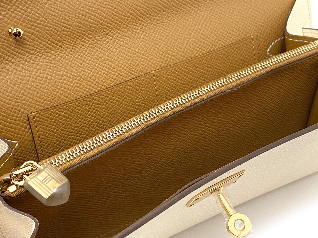 エルメス/ケリートゥー・ゴー ヴェルソ