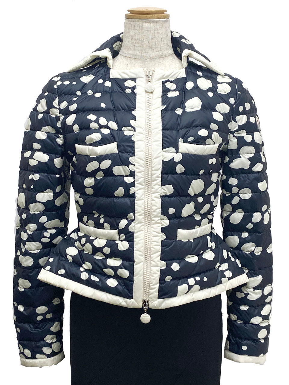 モンクレール/ダウンジャケット 【BUSSIERE】