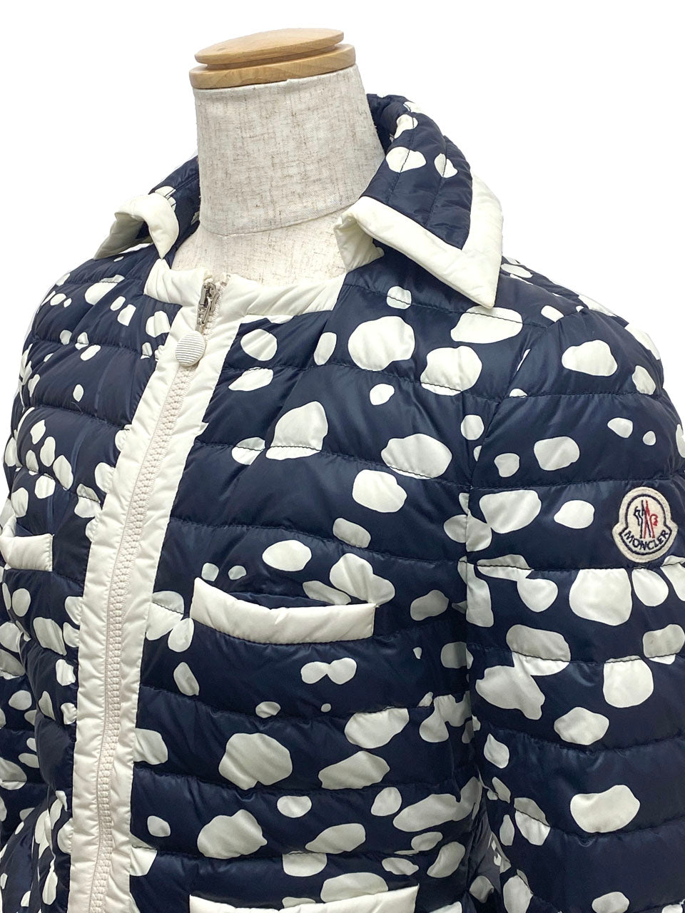 モンクレール/ダウンジャケット 【BUSSIERE】