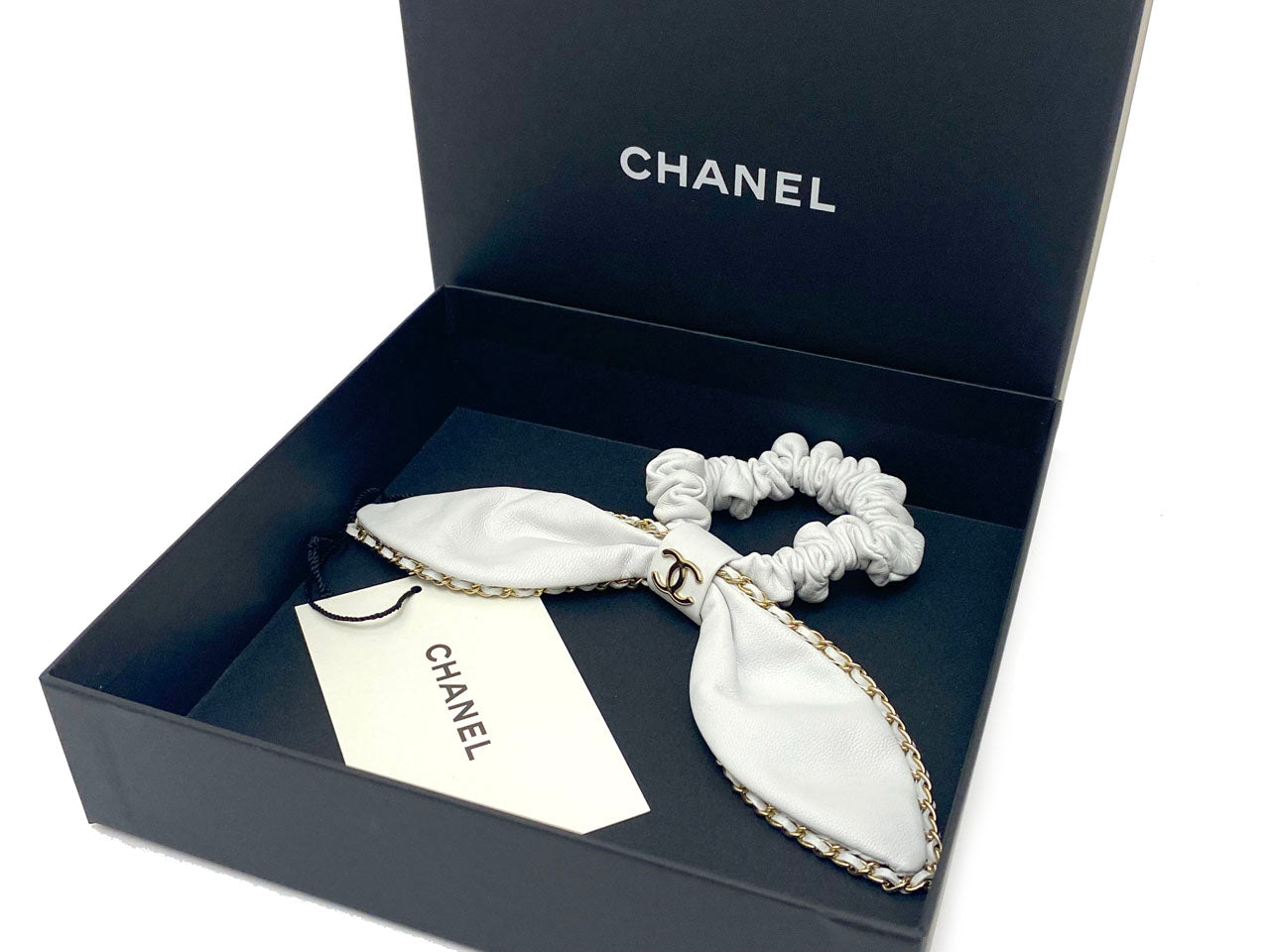 シャネル/レザー リボンシュシュ