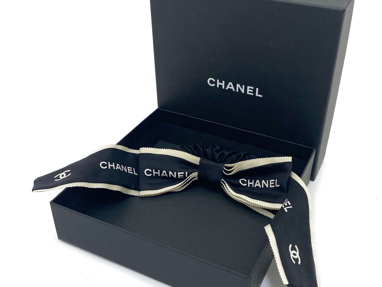 シャネル/シルク リボンシュシュ